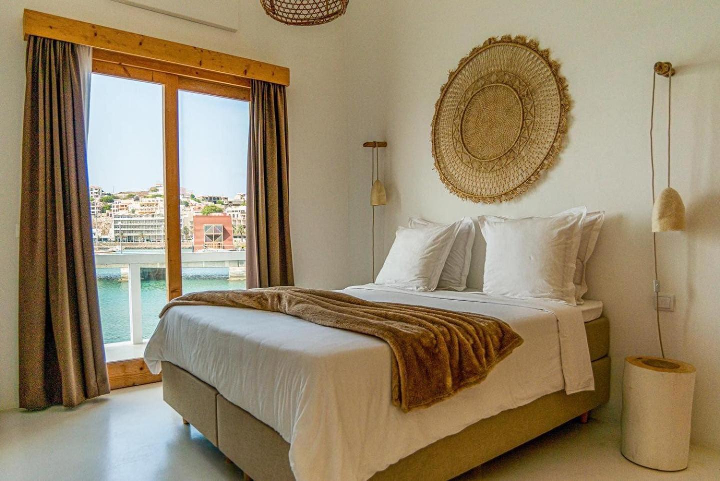 Hotel Mansa Marina